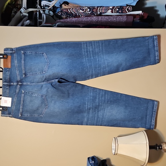 NWT Lucky Brand Boy Mid-Rise Straight Jeans - Picture 7 of 15